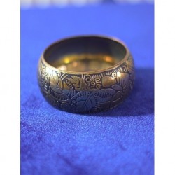 Antique Leaf Pattern Thick Bracelet