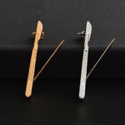 Fashion Moon Medical Jewelry Scalpel Model Collar Needle
