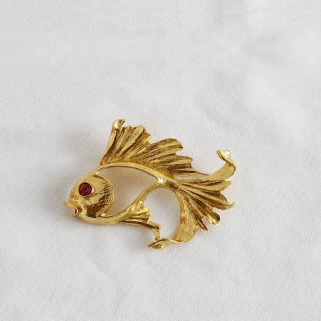 FashionMoon Pink Color Open Winged Vintec Lapel Pin Brooch brooch